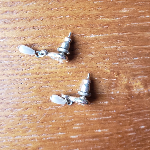 Heart shape pearl drop earrings - Picture 2 of 2